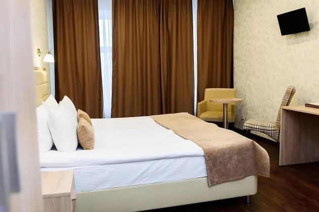 Tek Büyük Yataklı Oda