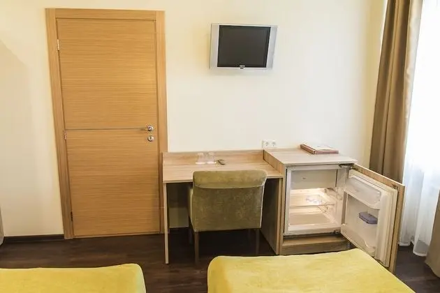 Tek Büyük Yataklı Oda