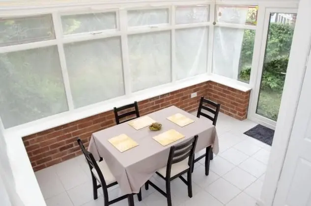 Ev (1 Bedroom)