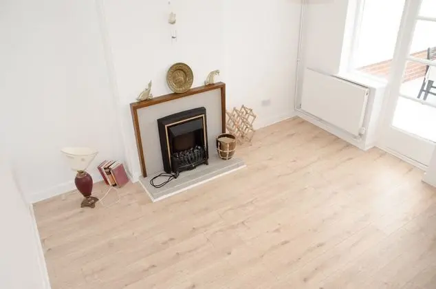 Ev (1 Bedroom)