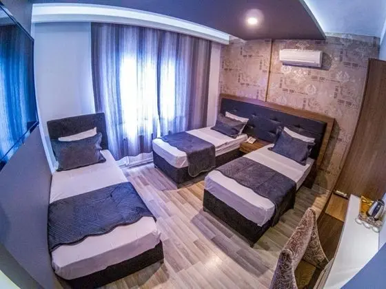 Triple, Deniz Manzaralı, Klimalı