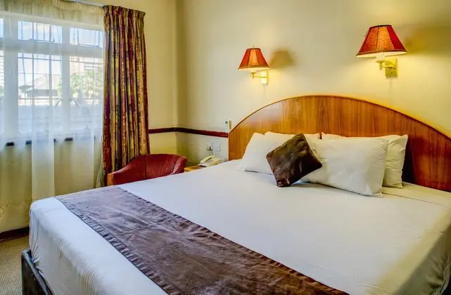 1 Çift Kişilik Veya 2 Tek Kişilik Yatak Deluxe