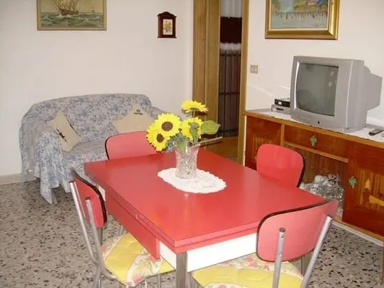 Apart Daire, 2 Yatak Odası, Balkon