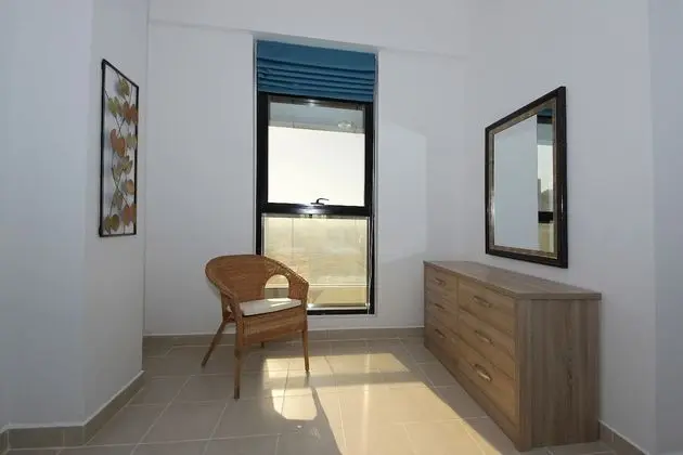 One Bedroom Apartment (1807)