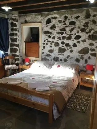 Tek Büyük Yataklı Oda, Dağ Manzaralı (Beta)