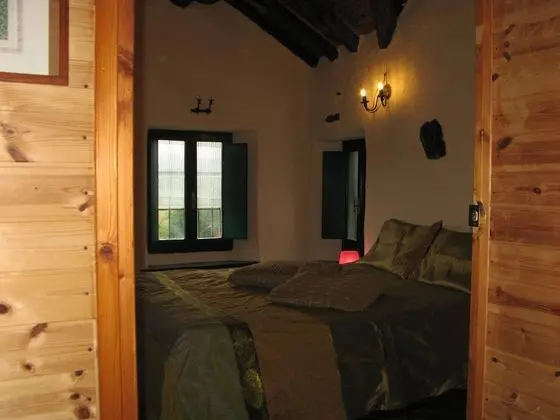 Tek Büyük Yataklı Oda, Dağ Manzaralı (Eta)