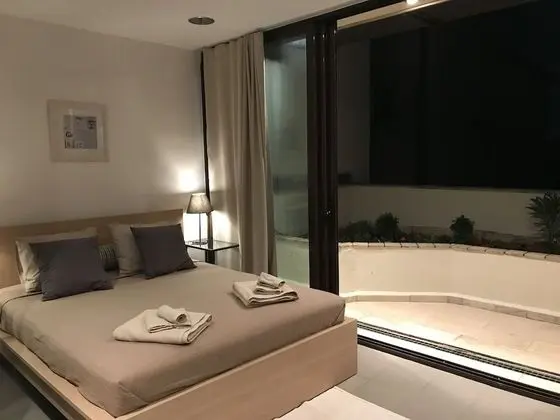 Çatı Katı Süiti (Penthouse)