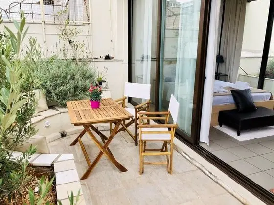 Çatı Katı Süiti (Penthouse)