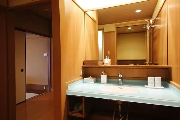 Traditional Oda, Özel Banyo (Japanese Style Twin (Riraku))