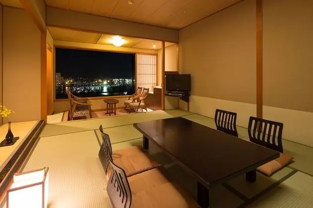 Traditional Oda, Sigara İçilmez (Japanese Room (Shotokaku))