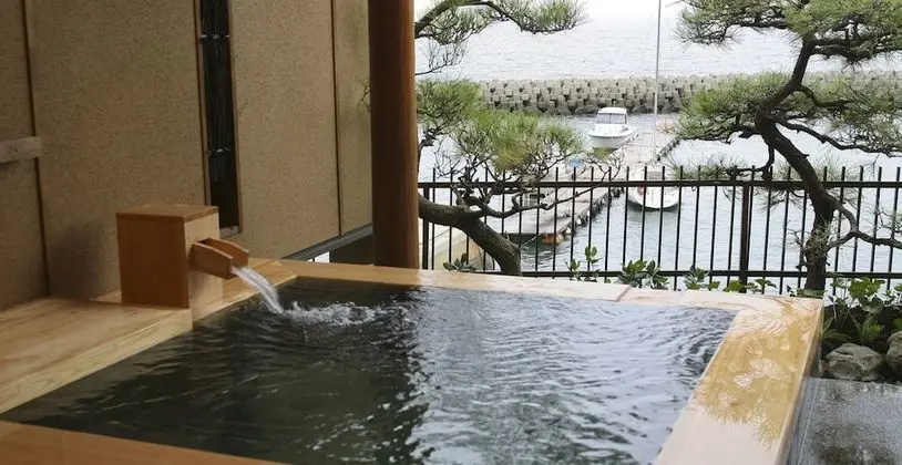 Traditional Oda, Sigara İçilebilir (with Open-Air Onsen)