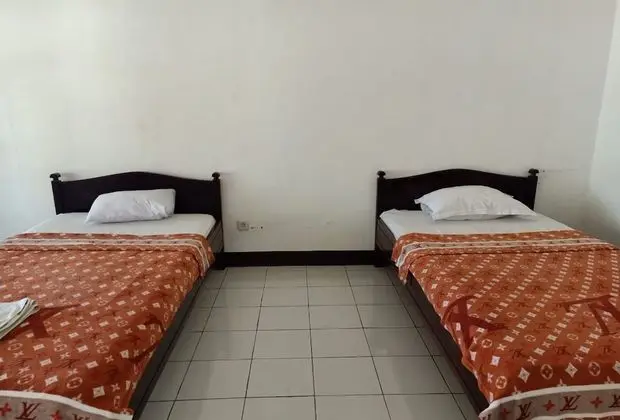 Standard Tek Büyük veya İki Ayrı Yataklı Oda