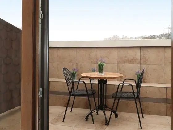 Aile Connection Suite Oda