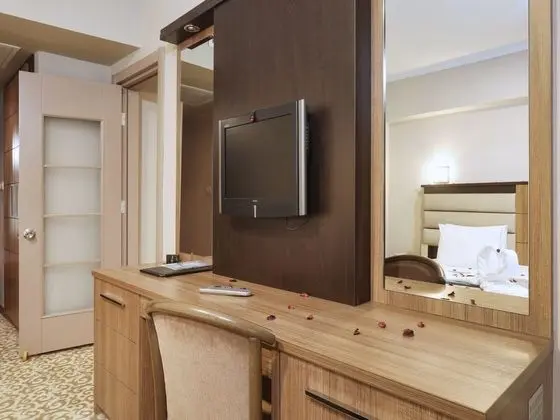 Aile Suite Oda