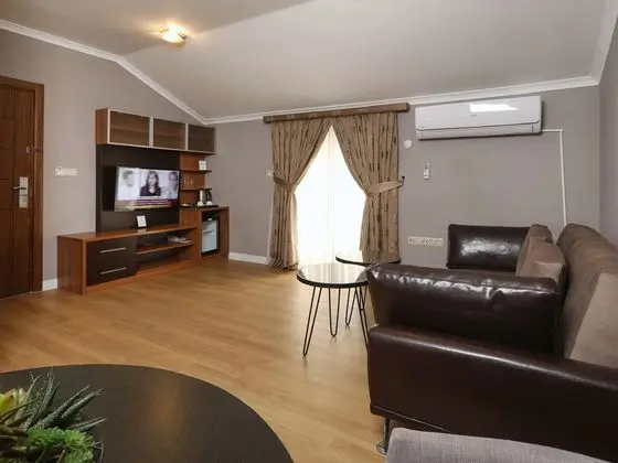 Corner Jakuzi Suite Oda