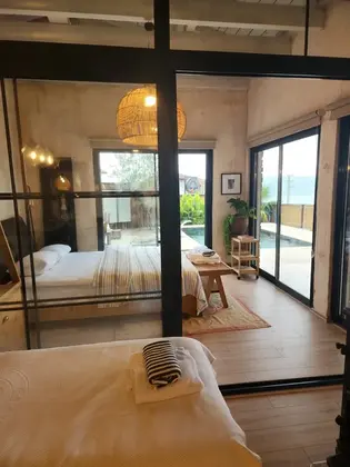 Earth House Villa Oda
