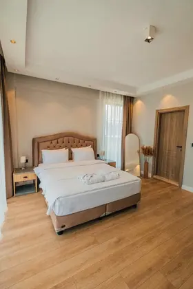 Royal Corner Villa Oda
