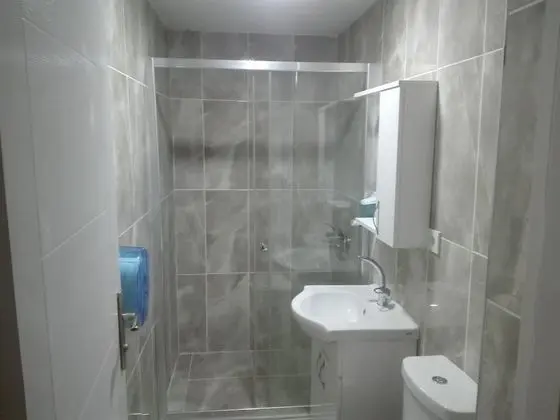 Üç Kişilik Oda