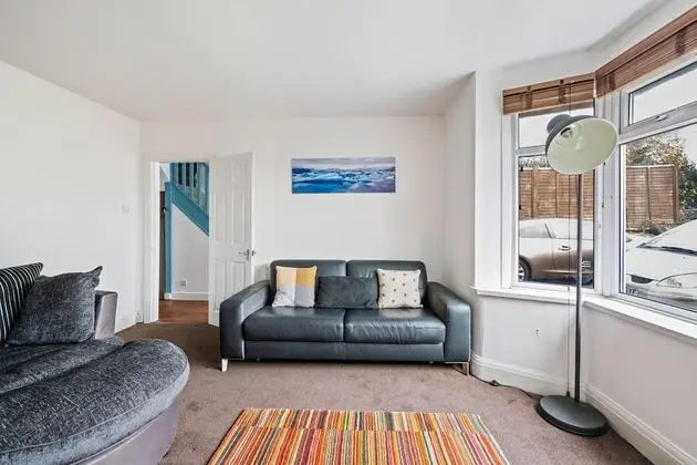 Ev (4 Bedrooms)