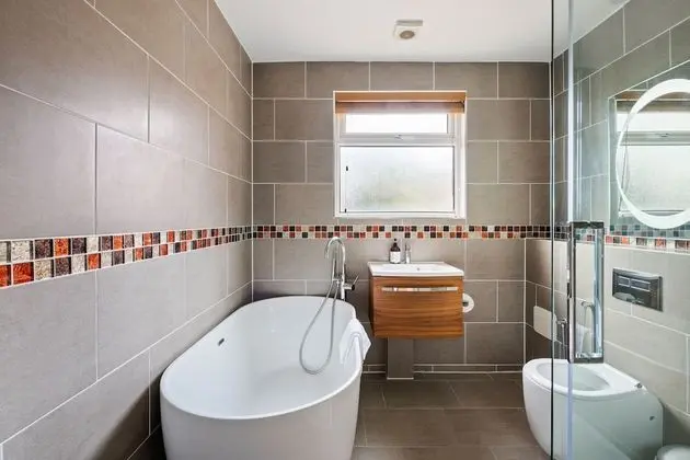Ev (4 Bedrooms)