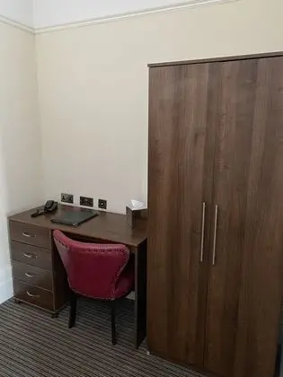 Classic Tek Büyük Yataklı Oda