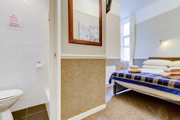 Double Room 4