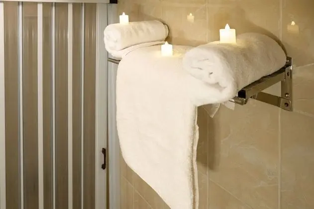 Deluxe Üç Kişilik Oda, Şehir Manzaralı