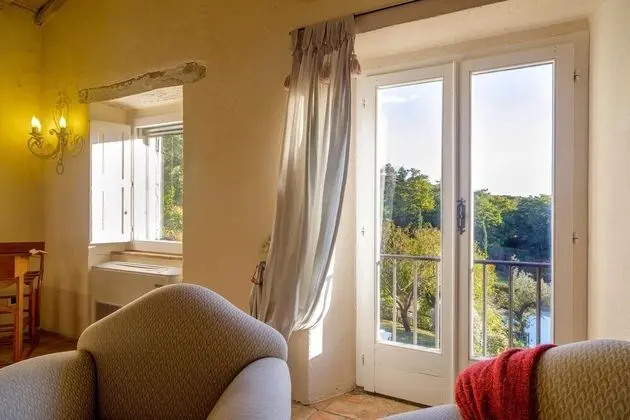 Villa, Sigara İçilebilir