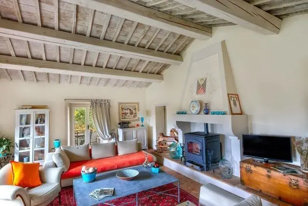 Villa, Sigara İçilebilir