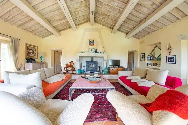 Villa, Sigara İçilebilir