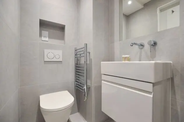 Lower Ground Floor Deluxe Studio Apartment