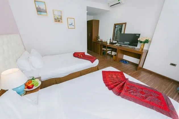 Deluxe İki Ayrı Yataklı Oda, Birden Çok Yatak, Küvet, Şehir Manzaralı