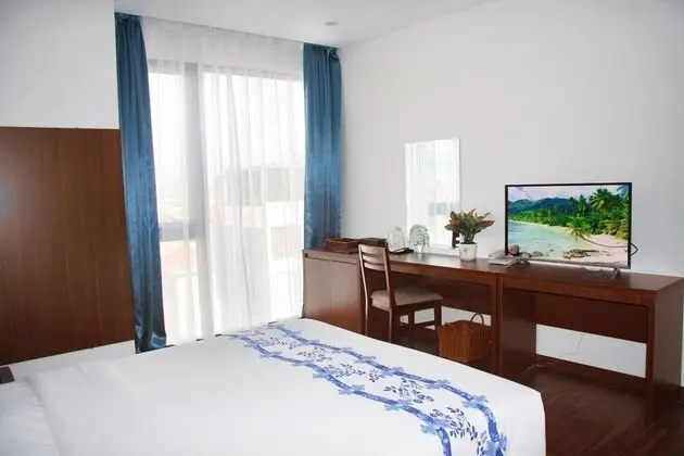 Deluxe Tek Büyük Yataklı Oda, 1 Büyük (Queen) Boy Yatak, Küvet, Şehir Manzaralı