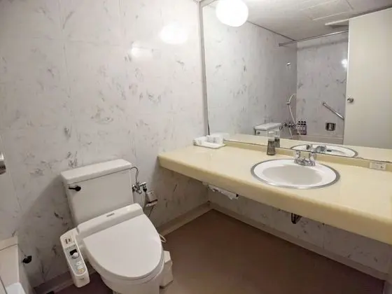 Üç Kişilik Oda, 3 Tek Kişilik Yatak, Sigara İçilmez, Şehir Manzaralı