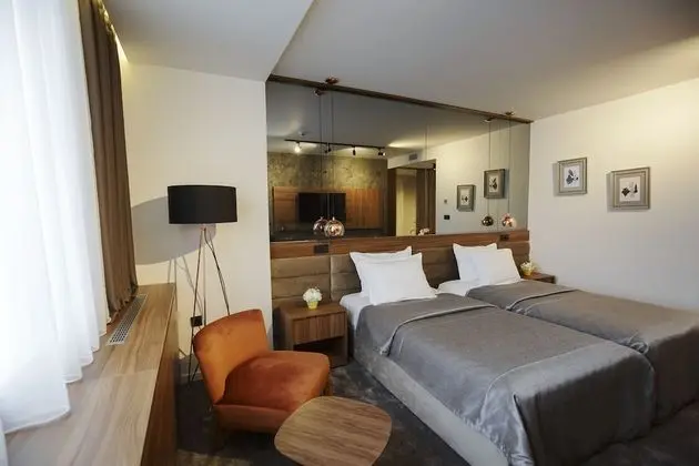 Deluxe Tek Büyük veya İki Ayrı Yataklı Oda