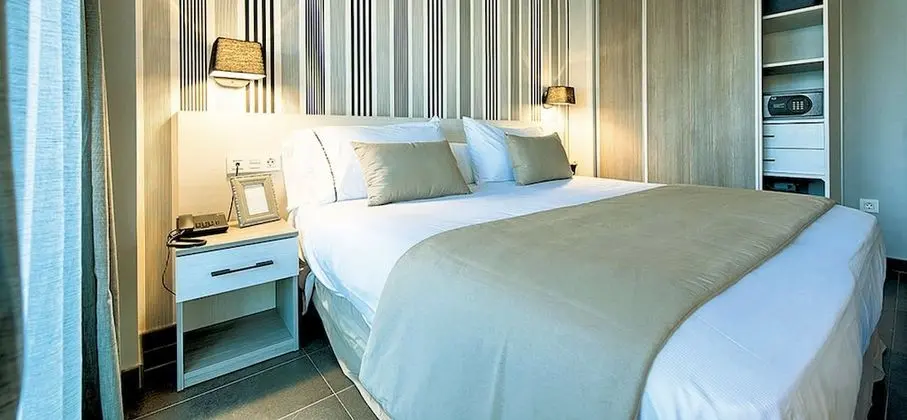 Superior Tek Büyük Yataklı Oda