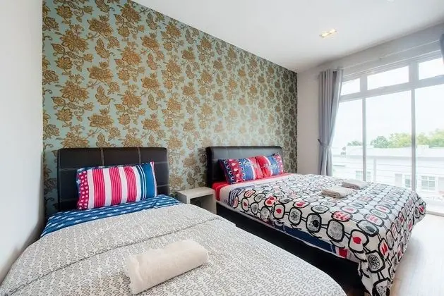 Luxury Villa, Birden Çok Yatak Odası