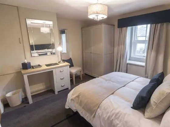 Luxury Tek Büyük Yataklı Oda, Banyolu/Duşlu