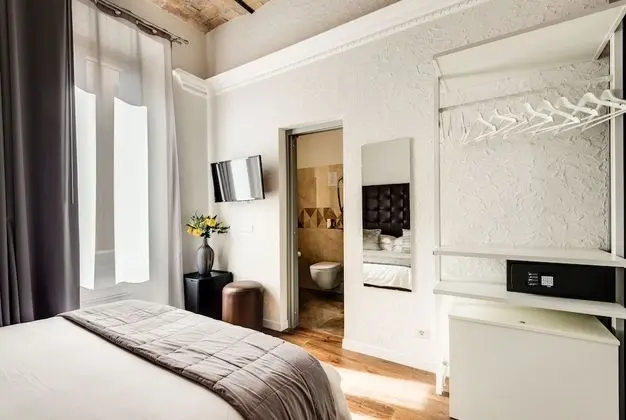 Comfort Tek Büyük Yataklı Oda