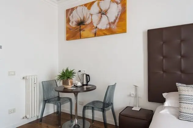 Comfort Tek Büyük Yataklı Oda