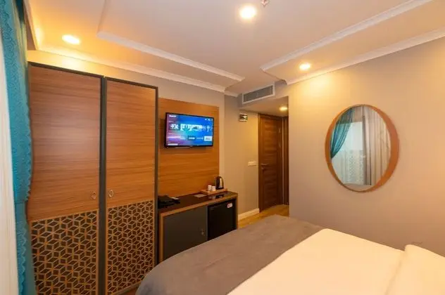 Deluxe Büyük Yataklı Tek Kişilik Oda
