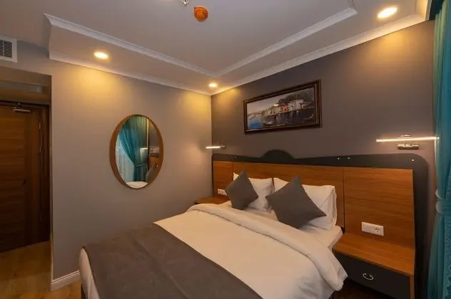 Deluxe Büyük Yataklı Tek Kişilik Oda