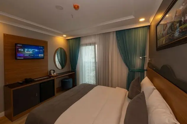 Deluxe Büyük Yataklı Tek Kişilik Oda