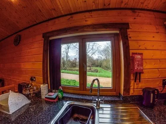 Luxury Apart Daire, Banyolu/Duşlu (with big Jacuzzi)