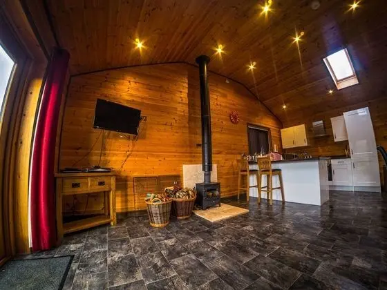 Luxury Apart Daire, Banyolu/Duşlu (and Jacuzzi)