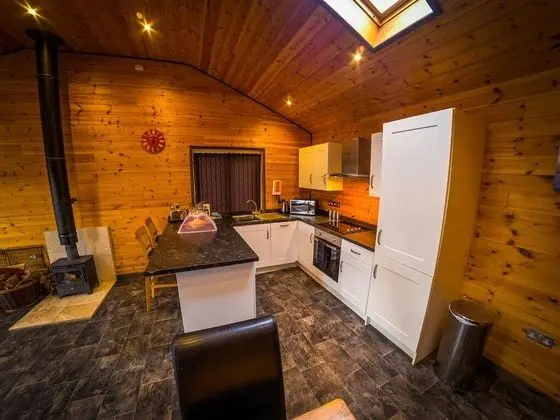 Luxury Apart Daire, Banyolu/Duşlu (and Jacuzzi)