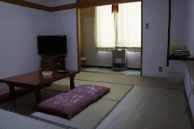 Traditional Oda (Japanese Style for 5 Guests)