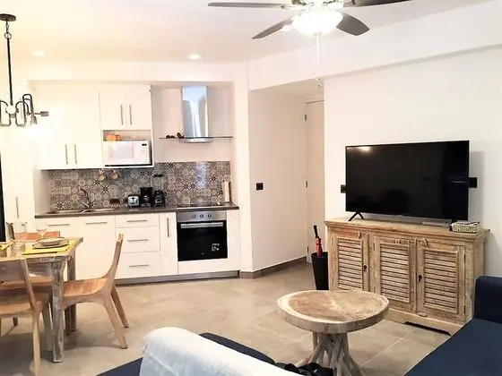 Apart Daire, 2 Yatak Odası, Balkon