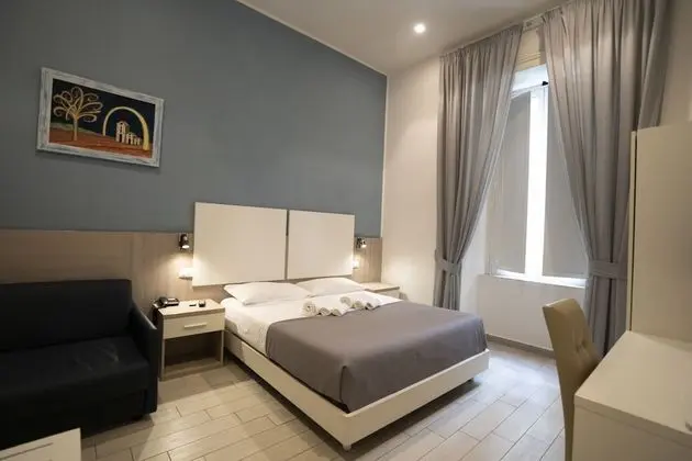 Grand Tek Büyük Yataklı Oda, Avlu Manzaralı