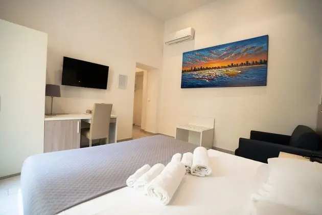 Grand Tek Büyük Yataklı Oda, Avlu Manzaralı